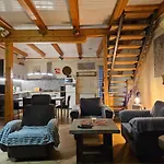 Apartment Domino *